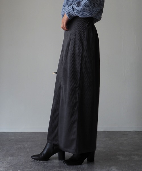 Riberry（リベリー）の「前スリットコーデュロイスカート（スカート・レディース・グレー/チャコールグレー/ブラウン/ワイン・MEDIUM）」の20枚目の写真