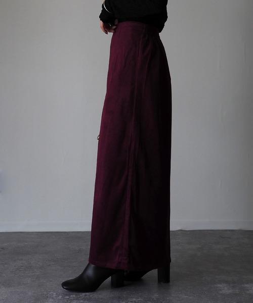 Riberry（リベリー）の「前スリットコーデュロイスカート（スカート・レディース・グレー/チャコールグレー/ブラウン/ワイン・MEDIUM）」の13枚目の写真