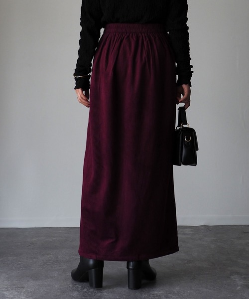 Riberry（リベリー）の「前スリットコーデュロイスカート（スカート・レディース・グレー/チャコールグレー/ブラウン/ワイン・MEDIUM）」の11枚目の写真