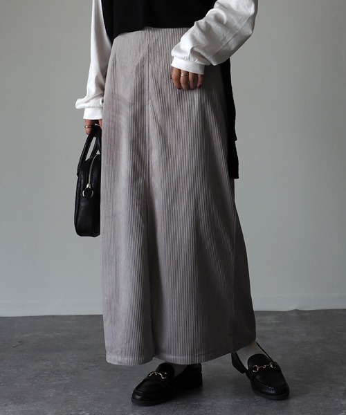 Riberry（リベリー）の「前スリットコーデュロイスカート（スカート・レディース・グレー/チャコールグレー/ブラウン/ワイン・MEDIUM）」の21枚目の写真