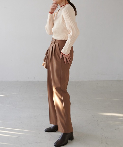 DISCOAT(ディスコート)の「モチモチリブ配色ハイネックプルオーバー(ニット/セーター・レディース・ブラック/グレー/グリーン/アイボリー/ホワイト系その他・MEDIUM/LARGE)」の22枚目の写真