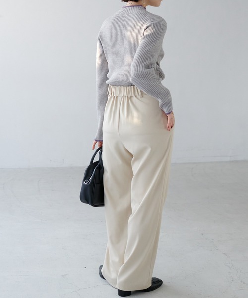 DISCOAT(ディスコート)の「モチモチリブ配色ハイネックプルオーバー(ニット/セーター・レディース・ブラック/グレー/グリーン/アイボリー/ホワイト系その他・MEDIUM/LARGE)」の7枚目の写真