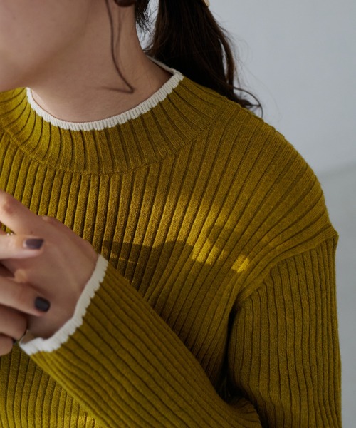 DISCOAT(ディスコート)の「モチモチリブ配色ハイネックプルオーバー(ニット/セーター・レディース・ブラック/グレー/グリーン/アイボリー/ホワイト系その他・MEDIUM/LARGE)」の9枚目の写真