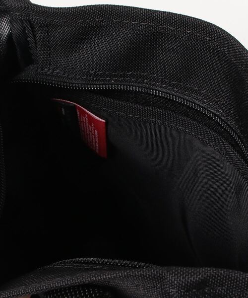 Manhattan Portage（マンハッタンポーテージ）の「Manhattan Portage/マンハッタンポーテージ ショルダートートバッグ Mini Gowanus Tote Bag MP7314（ショルダーバッグ・メンズ・ブラック・FREE）」の4枚目の写真