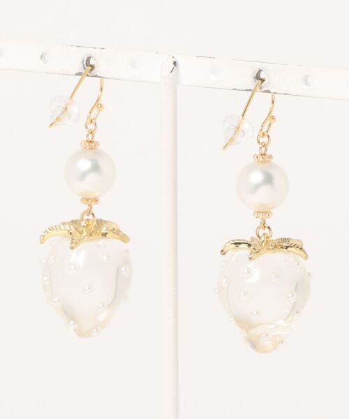 tone(トーン)の「【Arivenalice】パール&strawberry ピアス(MA)(ピアス(両耳用)・レディース・クリア・FREE)」の2枚目の写真