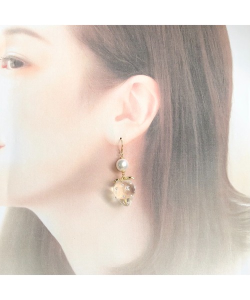 tone(トーン)の「【Arivenalice】パール&strawberry ピアス(MA)(ピアス(両耳用)・レディース・クリア・FREE)」の4枚目の写真
