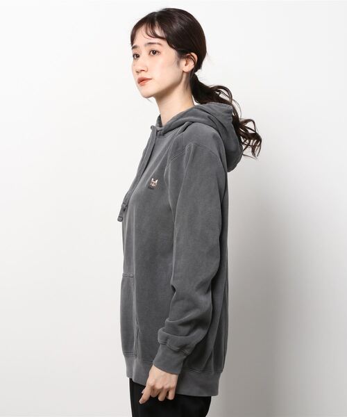 77circa（ナナナナサーカ）の「ONE BY ONE embloidery hoody (oo21aw-04)（パーカー・レディース・チャコールグレー/ホワイト・LARGE/MEDIUM/X-LARGE）」の3枚目の写真