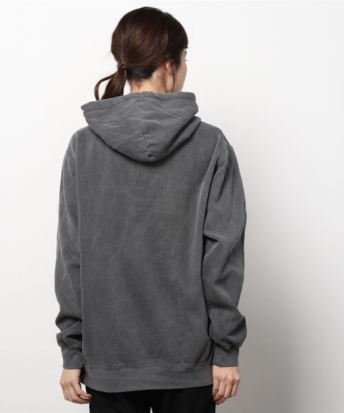77circa（ナナナナサーカ）の「ONE BY ONE embloidery hoody (oo21aw-04)（パーカー・レディース・チャコールグレー/ホワイト・LARGE/MEDIUM/X-LARGE）」の4枚目の写真