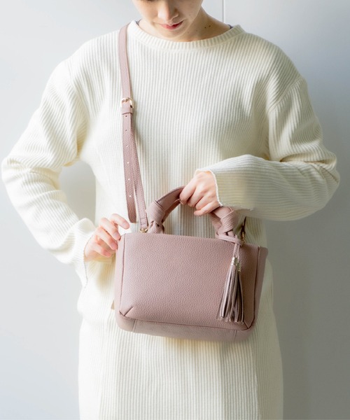 Atelier nuu（アトリエヌウ）の「Atelier nuu loopミニボストン（ショルダーバッグ・レディース・スカイブルー/アイボリー/ピンクベージュ/グレイッシュベージュ/ネイビー/ブラック・FREE）」の6枚目の写真