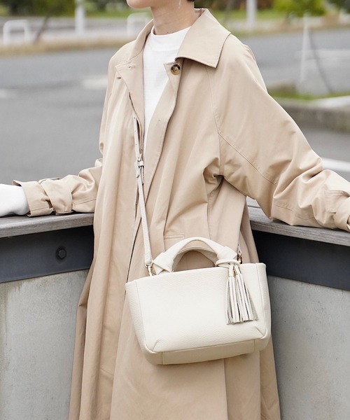 Atelier nuu（アトリエヌウ）の「Atelier nuu loopミニボストン（ショルダーバッグ・レディース・スカイブルー/アイボリー/ピンクベージュ/グレイッシュベージュ/ネイビー/ブラック・FREE）」の7枚目の写真