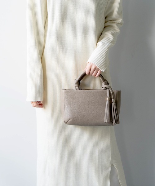 Atelier nuu（アトリエヌウ）の「Atelier nuu loopミニボストン（ショルダーバッグ・レディース・スカイブルー/アイボリー/ピンクベージュ/グレイッシュベージュ/ネイビー/ブラック・FREE）」の17枚目の写真