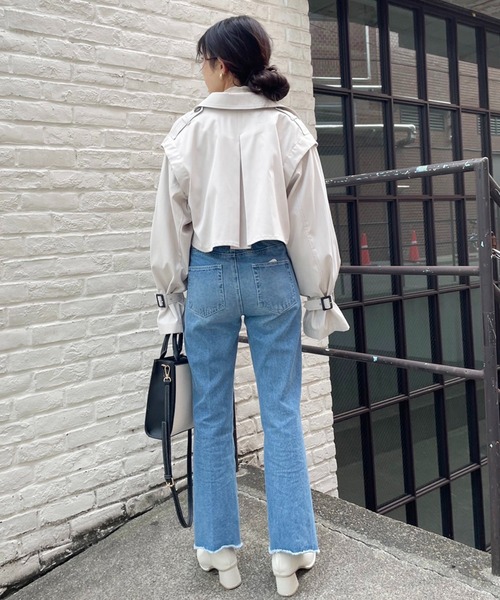 one after another NICE CLAUP（ワンアフターアナザーナイスクラップ）の「ジレにもショートトレンチにもなる マルチWAYトレンチコート（トレンチコート・レディース・ベージュ/アイボリー/モカ・MEDIUM/LARGE）」の9枚目の写真