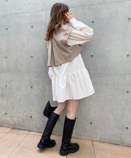 one after another NICE CLAUP（ワンアフターアナザーナイスクラップ）の「ジレにもショートトレンチにもなる マルチWAYトレンチコート（トレンチコート・レディース・ベージュ/アイボリー/モカ・MEDIUM/LARGE）」の14枚目の写真