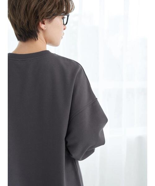 earth music&ecology(アースミュージックアンドエコロジー)の「付け襟スウェット(スウェット・レディース・チャコールグレー/アイボリー/ピンク・FREE)」の17枚目の写真