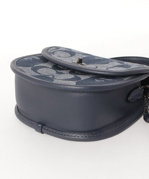 A BATHING APE(アベイシングエイプ)の「BAPE X COACH MINI TOP HANDLE SADDLE L(ショルダーバッグ・レディース・ピンク/ネイビー・FREE)」の4枚目の写真