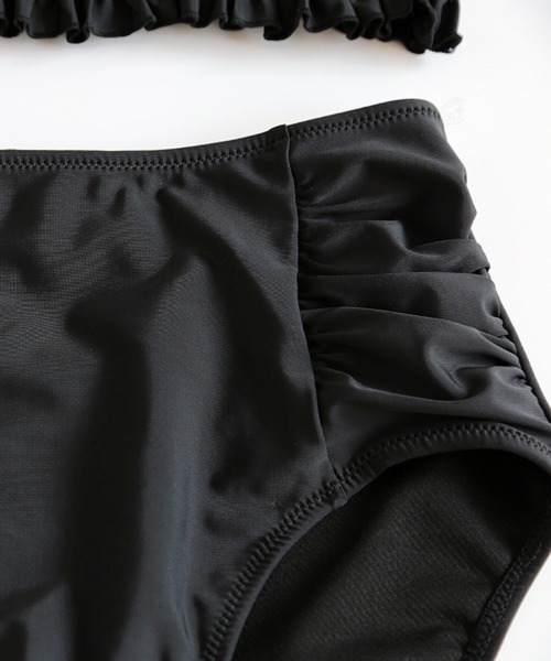 Dalfwin(ダールフィン)の「ベイクド×フラワープリント シャーリングレトロビキニ水着(水着・レディース・ブラック/ピンク/グレイッシュベージュ/ネイビー系/グリーン系その他/レッド系その他・MEDIUM/SMALL/LARGE)」の14枚目の写真