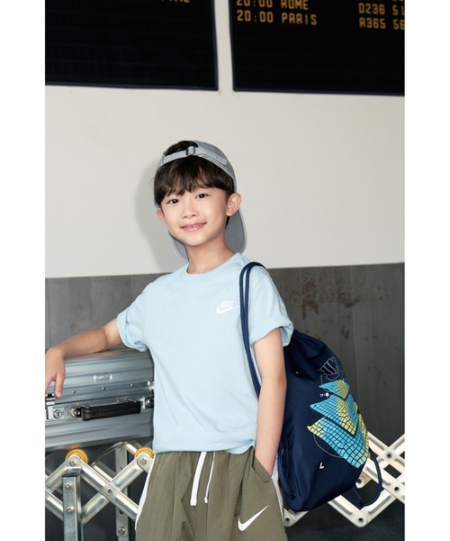 NIKE（ナイキ）の「ナイキ スポーツウェア ジュニア Tシャツ / Nike Sportswear Big Kids' T-Shirt<XS-XL 展開>（Tシャツ/カットソー・キッズ・ブラック/ブルー系その他2/グレー系その他/グレイッシュブルー/ブルー系その他/エメラルド/グリーン系その他/ホワイト・S/M/L/XL/XS/130/160/140/150/170）」の22枚目の写真