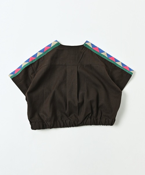 A BOND(アボンド)の「パッチワークライン半袖シャツジャケット(90~150cm)(その他アウター・キッズ・チャコール/オフホワイト・140/130/150/120/110/100)」の4枚目の写真