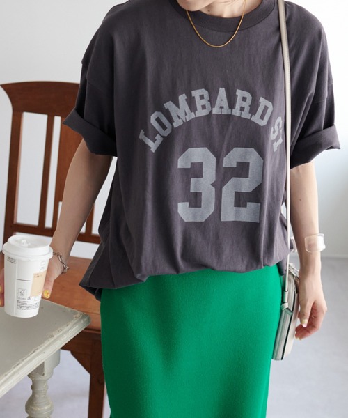 DISCOAT（ディスコート）の「【ユニセックス】ナンバリングロゴ半袖T《WEB限定》（Tシャツ/カットソー・レディース・チャコールグレー/ライトグレー/オフホワイト/ホワイト・FREE）」の3枚目の写真