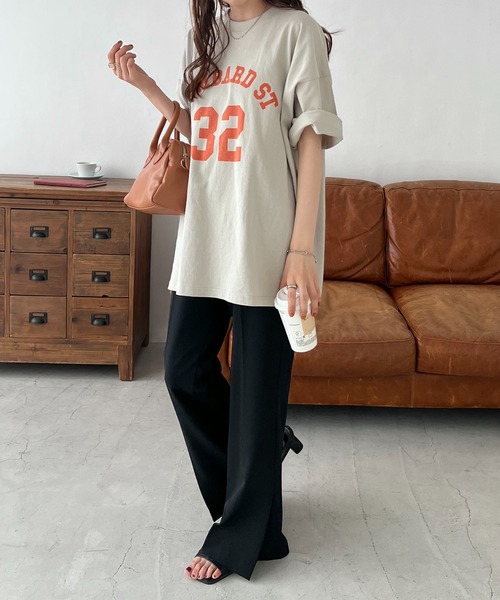 DISCOAT（ディスコート）の「【ユニセックス】ナンバリングロゴ半袖T《WEB限定》（Tシャツ/カットソー・レディース・チャコールグレー/ライトグレー/オフホワイト/ホワイト・FREE）」の6枚目の写真