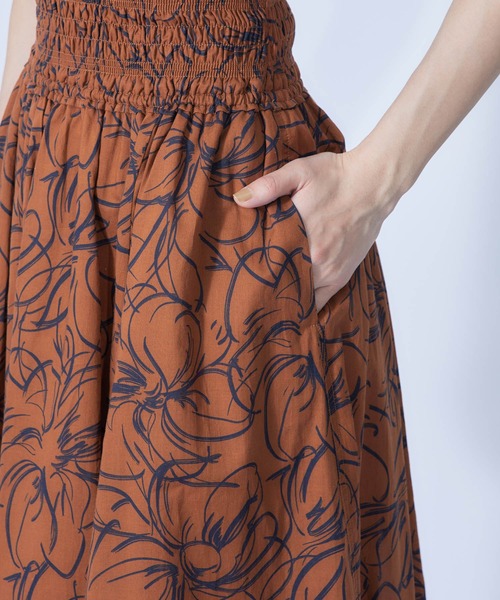 ROPE'（ロペ）の「【DEVEAUX】ペイントフラワーシャーリングフレアスカート（スカート・レディース・ホワイト/ブラウン・38/36）」の12枚目の写真