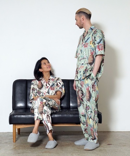 OVER THE TWELVE(オーバーザトゥウェルブ)の「OVER THE TWELVE/オーバーザトゥエルブ/OTT22-01 綿ストレッチ布帛インクジェット"OLD PLANTS"プリントシャツ(シャツ/ブラウス・メンズ・カーキ/アイボリー・X-LARGE/LARGE/MEDIUM)」の8枚目の写真