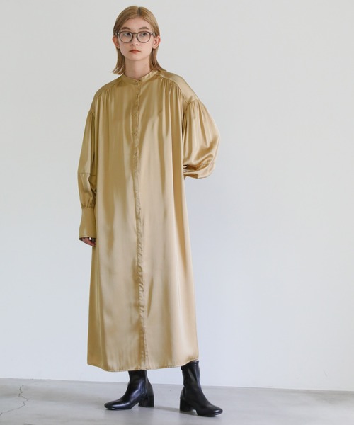 select MOCA(セレクトモカ)の「スタンドカラービンテージサテンシャツワンピース(シャツワンピース・レディース・ベージュ/オフホワイト・FREE)」の18枚目の写真