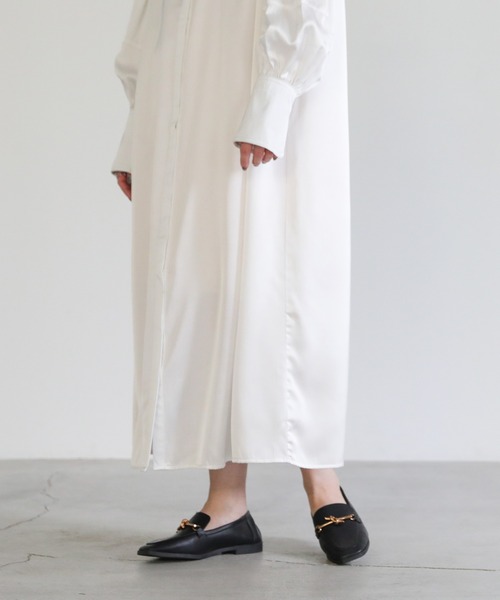 select MOCA(セレクトモカ)の「スタンドカラービンテージサテンシャツワンピース(シャツワンピース・レディース・ベージュ/オフホワイト・FREE)」の21枚目の写真