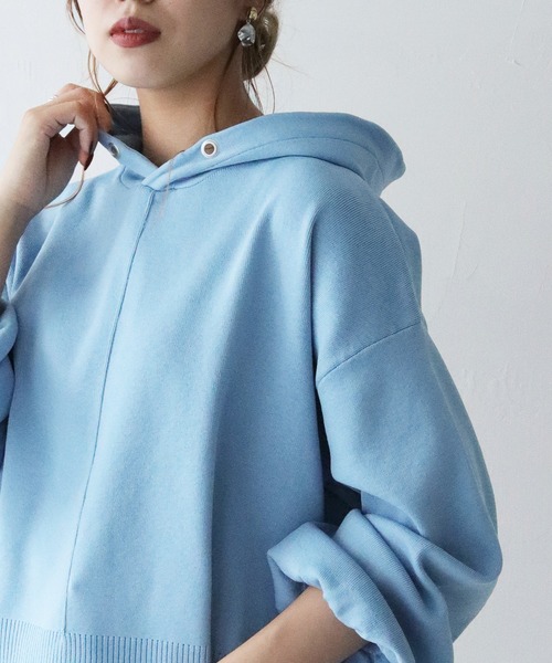 HER CLOSET（ハークローゼット）の「【shemoshelly】【WEB限定】ダンボールニットフーディーパーカー（パーカー・レディース・チャコールグレー/ライトグレー/ライトブルー/ブラック/ダークブラウン/グリーン/グレイッシュベージュ/テラコッタ・M）」の19枚目の写真