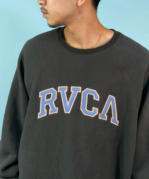 RVCA(ルーカ)の「RVCA/ルーカ オーバーサイズ カレッジロゴ トレーナー/クルーネック スウェット BC042-034(スウェット・メンズ・ホワイト/ブラック/ベージュ・S/M/L/XL)」の21枚目の写真
