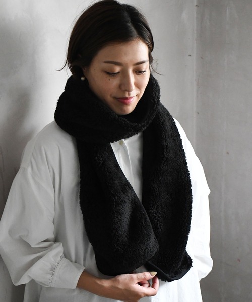 Johnbull（ジョンブル）の「フリースマフラー（マフラー・メンズ・チャコールグレー/ブラック/ピンク/ナチュラル・FREE）」の2枚目の写真