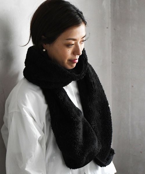 Johnbull（ジョンブル）の「フリースマフラー（マフラー・メンズ・チャコールグレー/ブラック/ピンク/ナチュラル・FREE）」の17枚目の写真