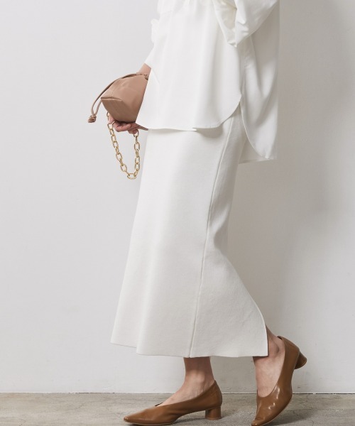 CHIC STYLE(シックスタイル)の「ニットロングタイトスカート <大きいサイズ有>シックスタイル(スカート・レディース・グリーン/ブラック/オフホワイト/サンドベージュ・4L/8L/M/3L/6L/5L/L/LL)」の17枚目の写真