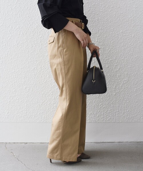 SHIPS(シップス)の「*〈手洗い可能〉タックチノパン◆(チノパンツ・レディース・ベージュ/ネイビー/オリーブ・SMALL/MEDIUM/LARGE)」の20枚目の写真