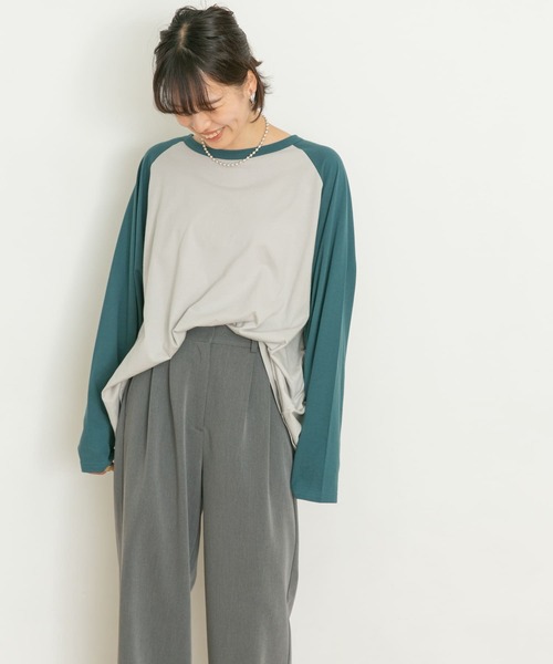 UR Lab.(アーバンリサーチラボ)の「ラグランビッグTシャツ(Tシャツ/カットソー・レディース・ブラック系その他/グリーン系その他/ブルー系その他/レッド系その他・FREE)」の3枚目の写真