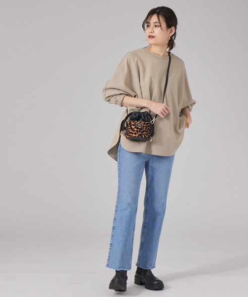 Rouge vif Anna（ルージュヴィフアンナ）の「ダンボールフォルムプルオーバー（スウェット・レディース・ホワイト/チャコールグレー/ベージュ・フリー）」の12枚目の写真