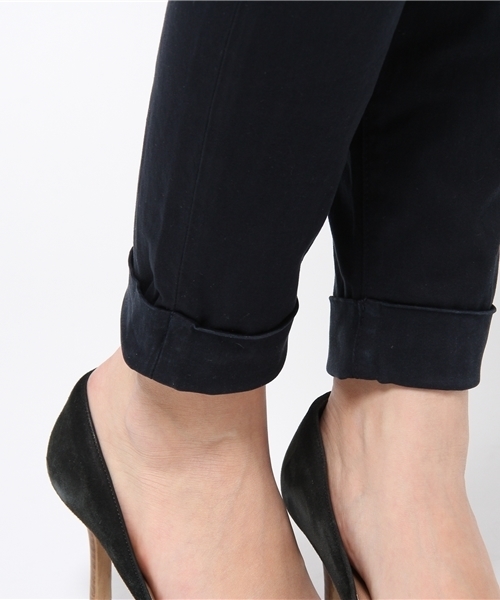 J BRAND（ジェイブランド）の「(J.BRAND) 8020V080 ANJA LUXE SATEEN CUFF CROP（その他パンツ・レディース・ブルー/グレー系その他/ブラック・23/24/22/26/27/25）」の11枚目の写真