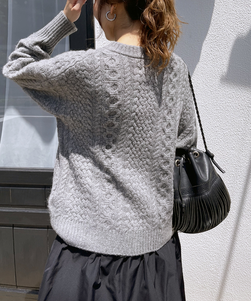 Spick & Span（スピックアンドスパン）の「ハミルトンケーブルカーディガン（カーディガン/ボレロ・レディース・グレー/アイボリー・FREE）」の9枚目の写真
