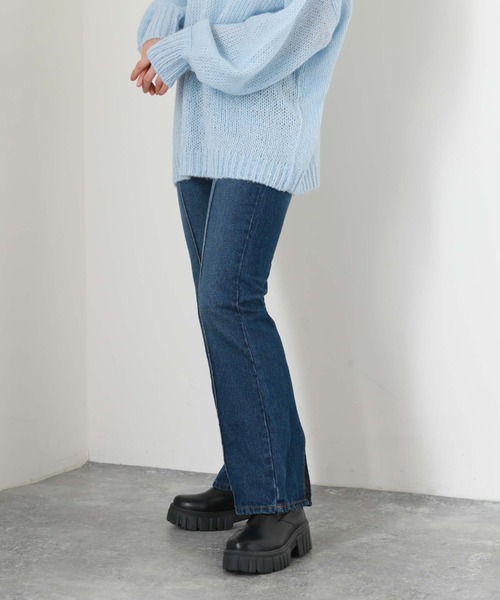 archives（アルシーヴ）の「センターシームデニム（デニムパンツ・レディース・ブルー/ブラック・SMALL/MEDIUM）」の3枚目の写真