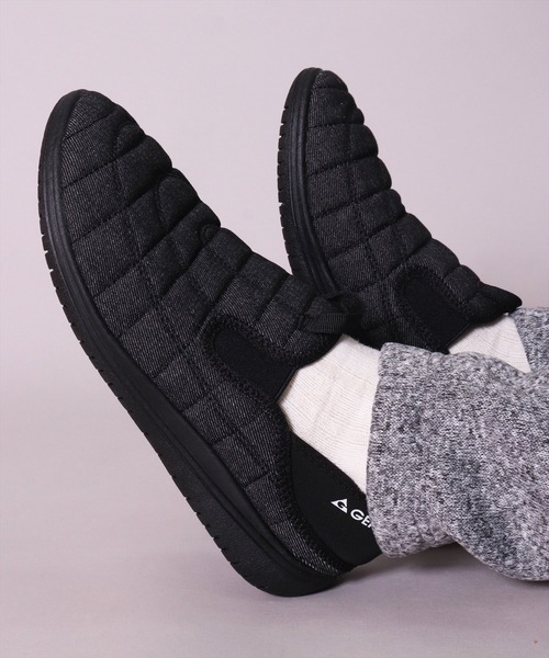 GERRY（ジェリー）の「(AC)【GERRY】【家族で履こうっ！】かかとが踏める キャンプ スリッポン（スリッポン・メンズ・ブラック/カーキ/ネイビー系/カモフラージュ/ネイビー系1/コバルトブルー/ブルーグリーン/ターメリック/ネイビー/ブラック系/ダークインディゴブルー・MEDIUM/LARGE/X-LARGE）」の3枚目の写真