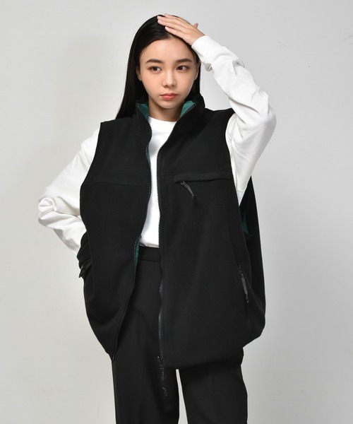 Starting Over（スターティングオーバー）の「マイクロフリースリバーシブル配色ベスト（ベスト・メンズ・ブラック/グリーン/モカ/オートミール・M/L/XL）」の2枚目の写真