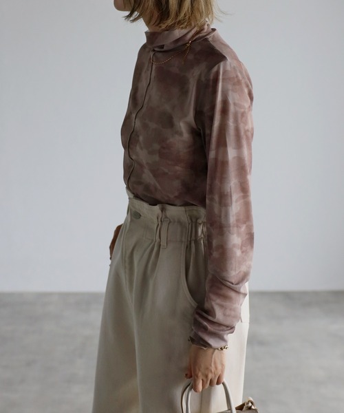 amini(アミニ)の「【2022 A/W】ハイネックシアーインナー(Tシャツ/カットソー・レディース・オレンジ/ピンク/ブルー/グレイッシュベージュ・MEDIUM)」の5枚目の写真