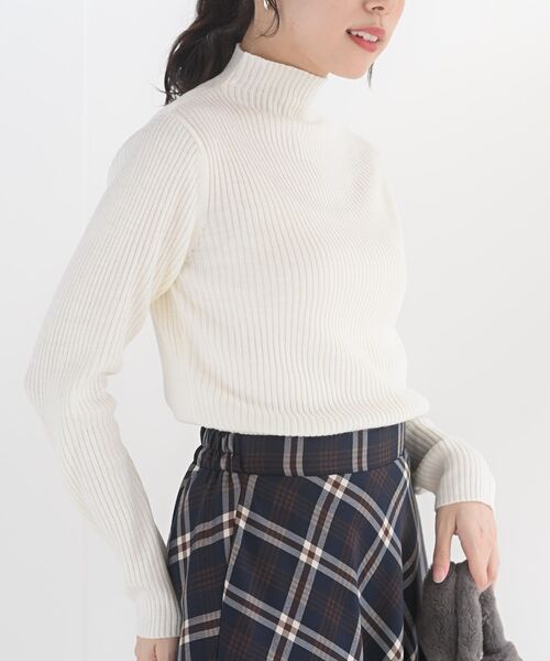 rps(アールピーエス)の「ボトルネックリブニットプルオーバー(ニット/セーター・レディース・ブラック/ベージュ/アイボリー/パープル/オフホワイト/ミント/杢グレー・L/M)」の2枚目の写真