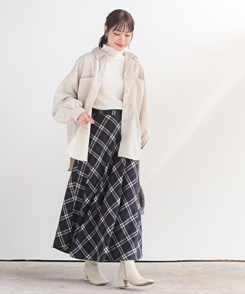 rps(アールピーエス)の「ボトルネックリブニットプルオーバー(ニット/セーター・レディース・ブラック/ベージュ/アイボリー/パープル/オフホワイト/ミント/杢グレー・L/M)」の22枚目の写真