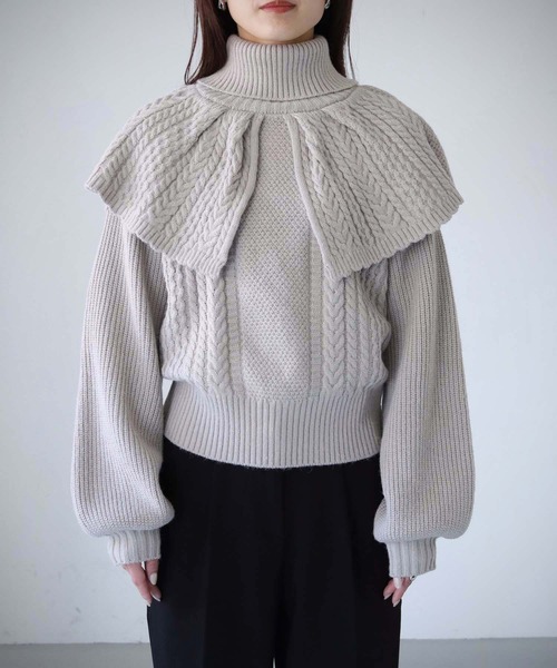 cheriella（シェリエラ）の「【cheriella】WEB限定ケープケーブルタートルネックニット（ニット/セーター・レディース・アイボリー/ブラック/グレイッシュベージュ/パープル・M）」の21枚目の写真