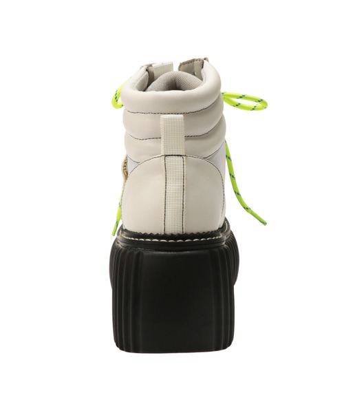 PAMEO POSE（パメオポーズ）の「FAB. Sneakers（スニーカー・レディース・ブラック/オレンジ/ホワイト・39/38/37）」の15枚目の写真