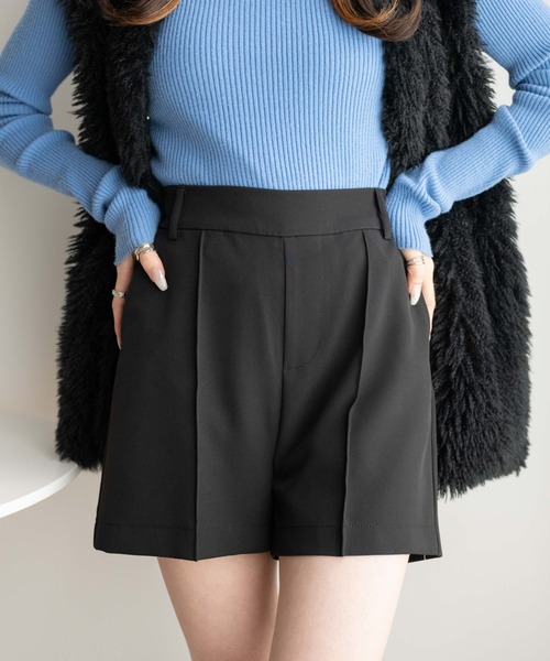 WEGO(ウィゴー)の「WEGO/ピンタックショートパンツ(スラックス・レディース・ブラック・FREE)」の1枚目の写真