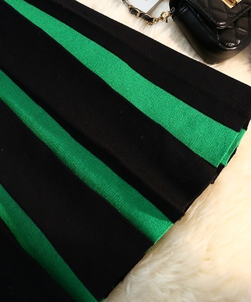 DIAVEL（ディアベル）の「バイカラーストライプニットスカート（スカート・レディース・グリーン/ホワイト・M）」の11枚目の写真