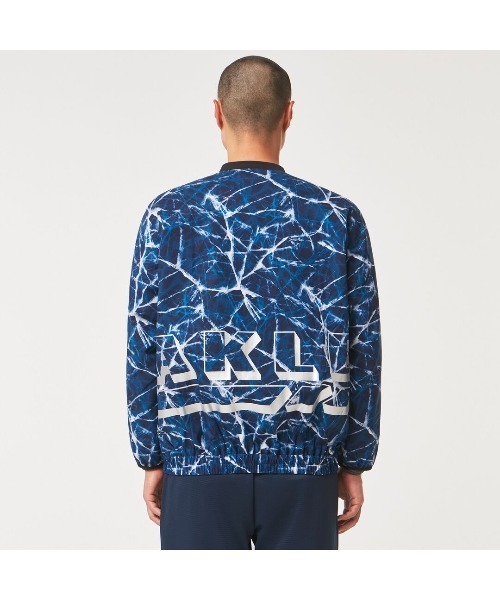OAKLEY(オークリー)の「オークリー STRIKING WIND LS PULLOVER 2.0 /トレーナー/TRAINING スポーツ・トレーニング/OAKLEY(その他アウター・メンズ・ブルー系その他/ネイビー/ブラック・L/M/S/XL)」の19枚目の写真