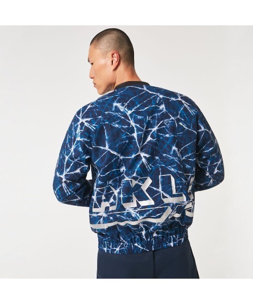 OAKLEY(オークリー)の「オークリー STRIKING WIND LS PULLOVER 2.0 /トレーナー/TRAINING スポーツ・トレーニング/OAKLEY(その他アウター・メンズ・ブルー系その他/ネイビー/ブラック・L/M/S/XL)」の22枚目の写真